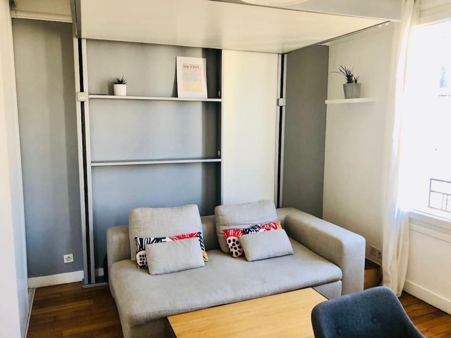 Cosy Studio Near Public Transport Apartment ปารีส ภายนอก รูปภาพ
